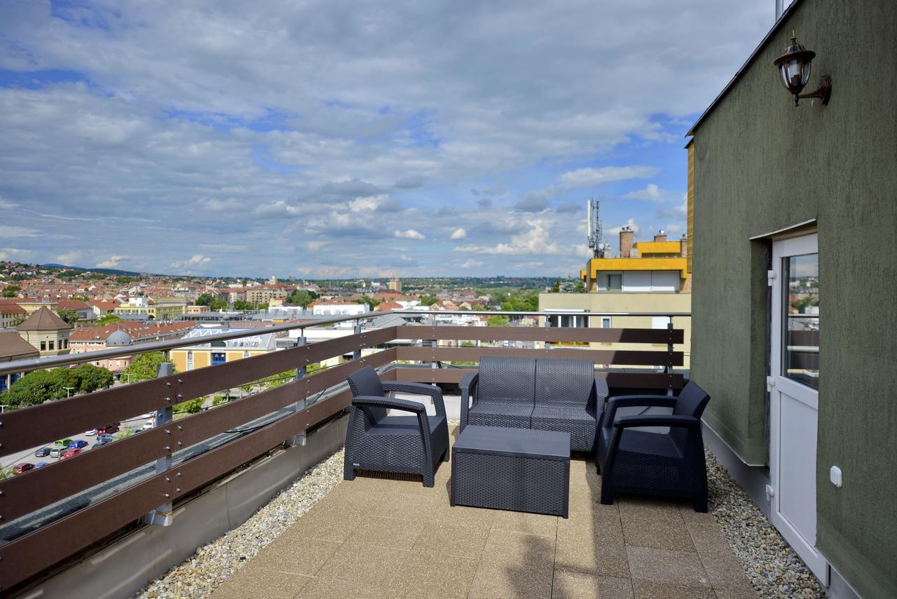 Panorama City Apartman Pécs Extérieur photo