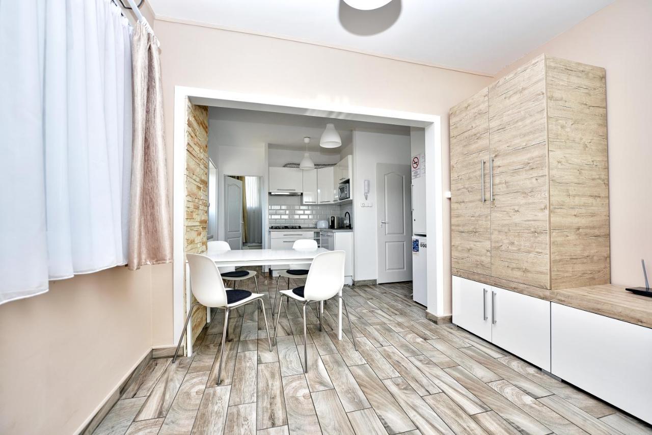 Panorama City Apartman Pécs Extérieur photo