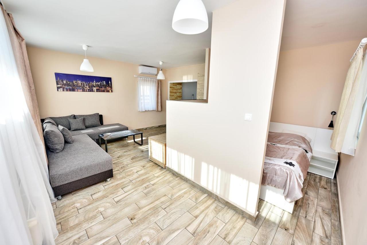Panorama City Apartman Pécs Extérieur photo